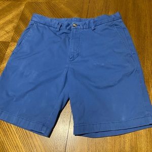 Vineyard Vines Men’s Blue shorts Size 32